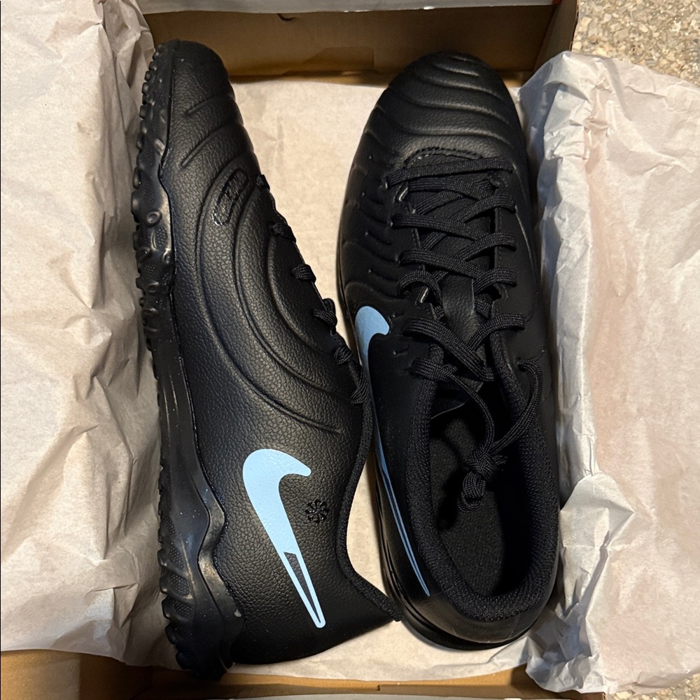 Nike Men's Black and Blue Athletic Shoes